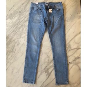 Forever21 Low Rise Skinny Jeans - Size 27/Medium